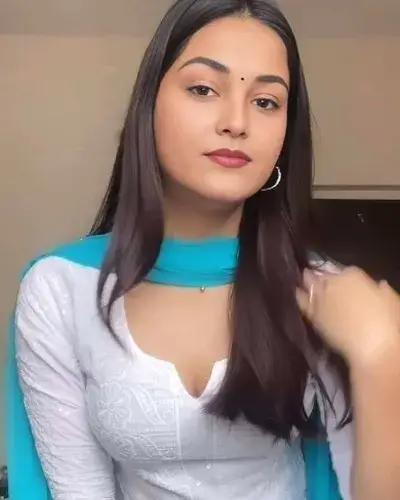 Escort In Amini